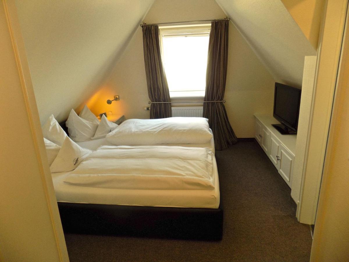Hotel Strandhoern Wenningstedt-Braderup ภายนอก รูปภาพ
